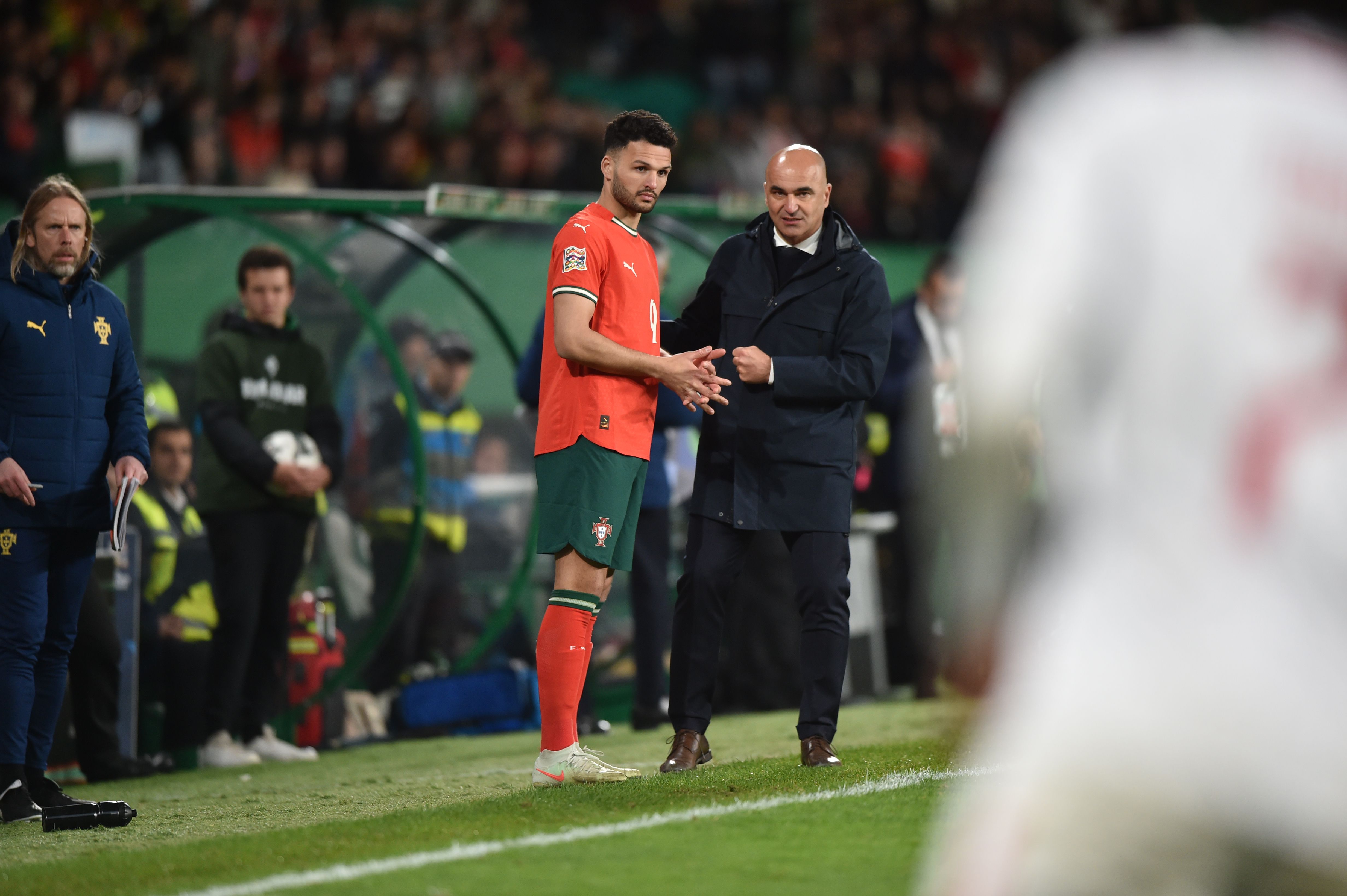 Roberto Martínez com Gonçalo Ramos no jogo entre Portugal e Dinamarca