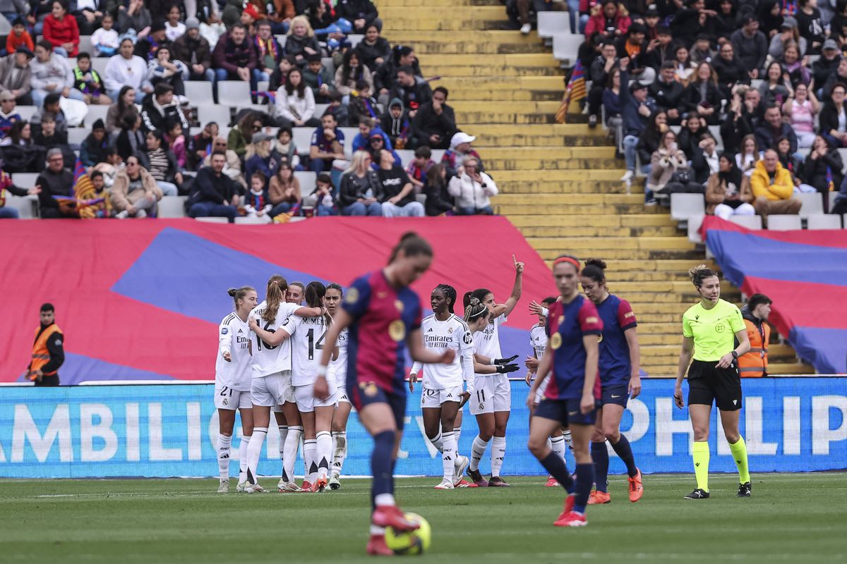 Real Madrid com vitória inédita frente ao Barcelona em clássico polémico