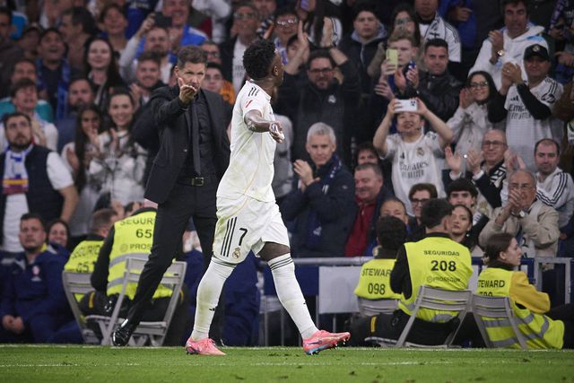 Diego Simeone a pedir para Vinícius Júnior sair (ia ser substituído)