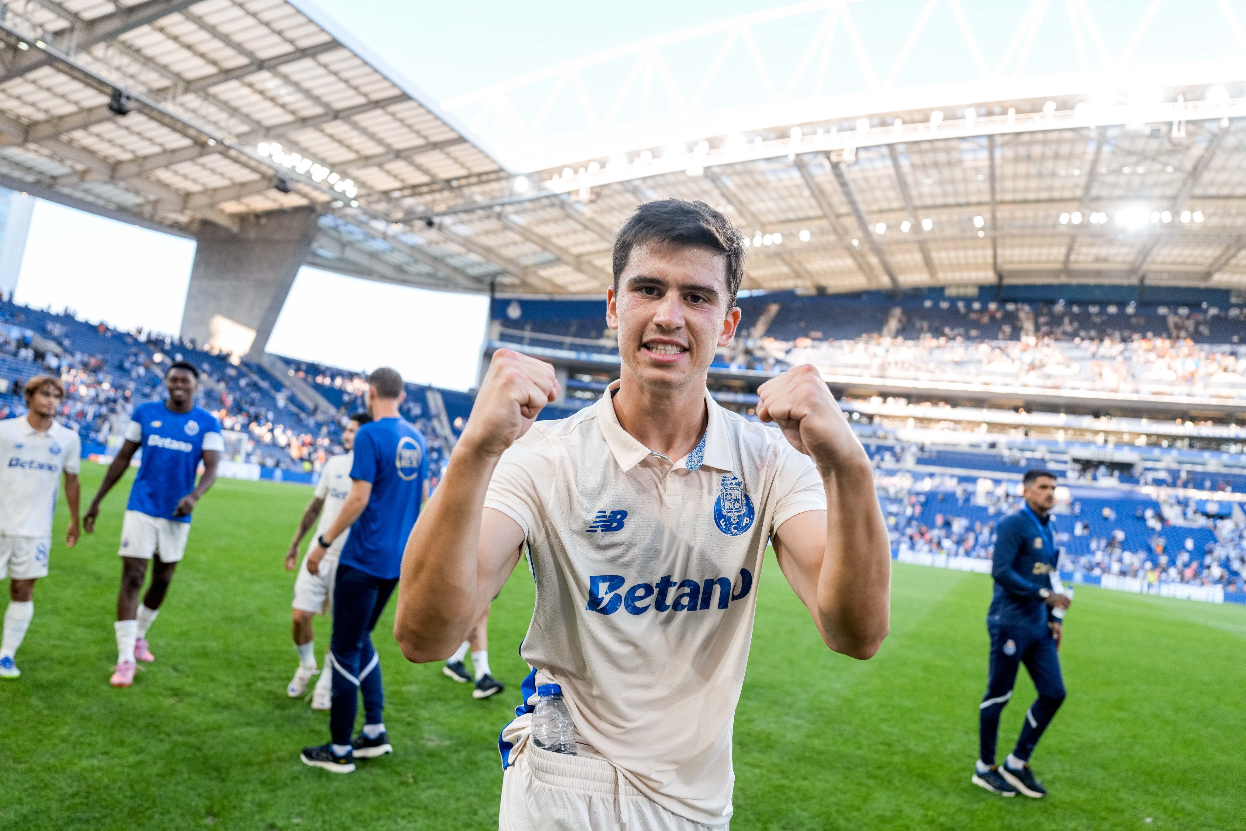 Pouco utilizado no FC Porto, Prpic está nos convocados da seleção sub-21 da Croácia para a partida contra a Turquia, em Osijek, a 31 de março