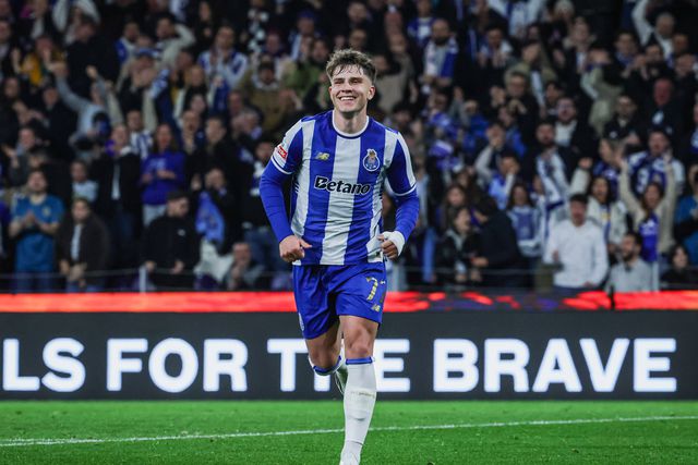 Oskar Pietuszewski assistiu William Gomes na vitória do FC Porto em Braga, antes da seleção