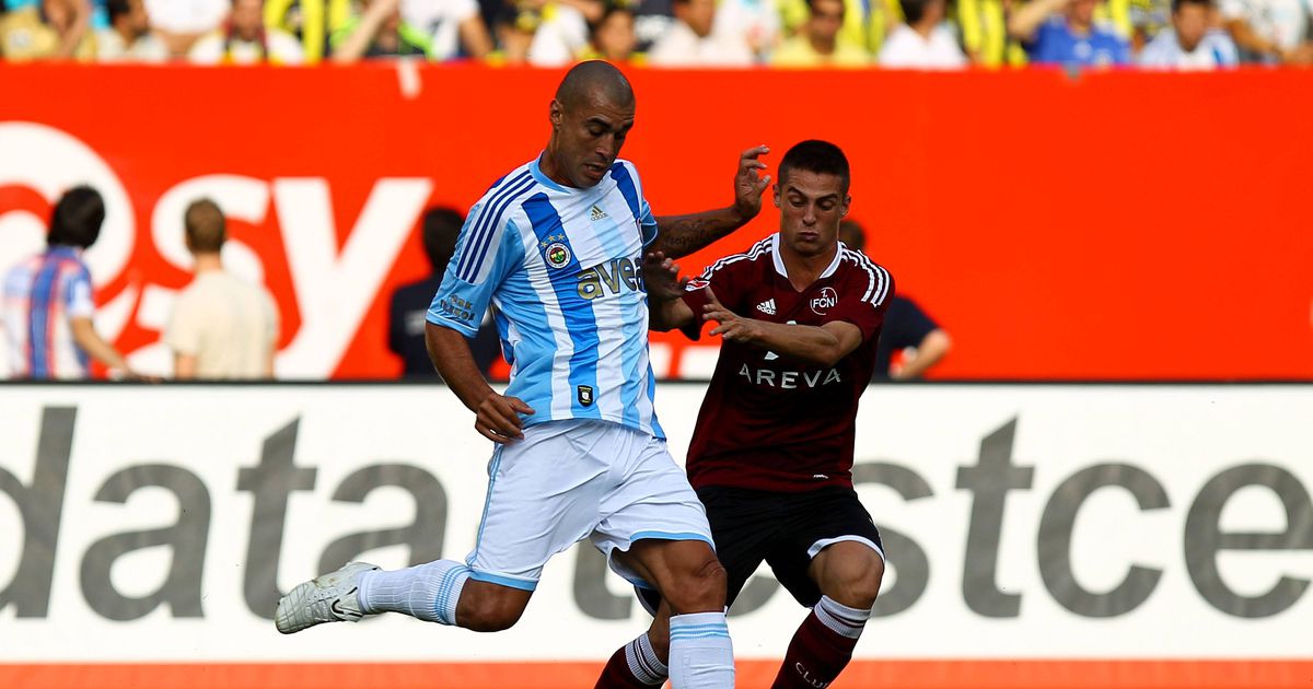 Ex-internacional brasileiro regressa ao ativo aos 47 anos