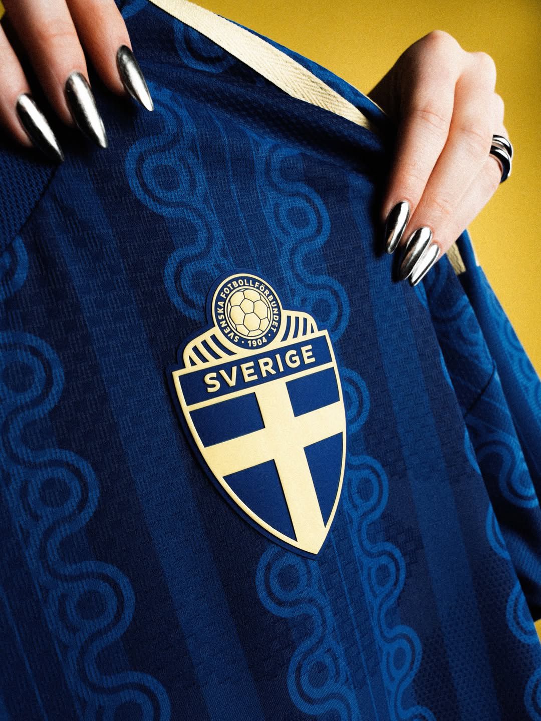 Suécia (alternativo): Adidas