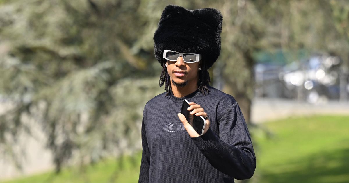 Fotos: a chegada dos jogadores franceses é um clássico, mas impera o 'street style'