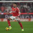 Nicolás Otamendi não foi utilizado nos dois últimos jogos do Benfica por estar a recuperar de traumatismo na perna direita — Foto: Miguel Nunes