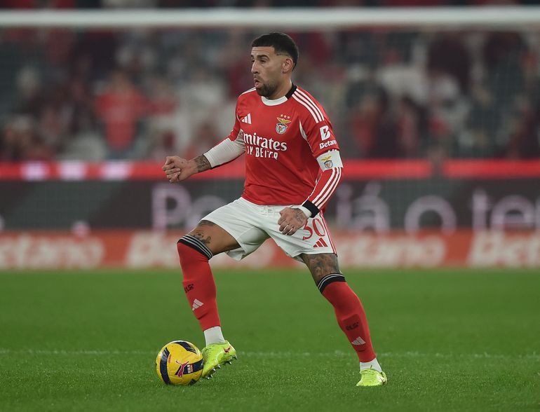 Mais um duelo para o capitão Nicolás Otamendi (foto: Miguel Nunes)