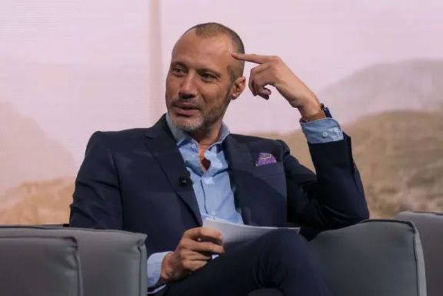 Dedicada ao meu amigo Pedro Cruz