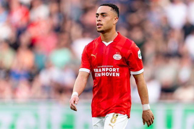 Sergiño Dest lesiona-se gravemente e só regressa aos relvados em 2025