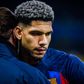 Ronald Araújo equaciona sair do Barcelona