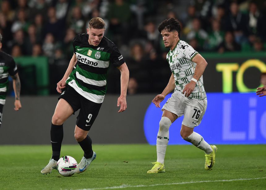 Gyokeres na partida com o Moreirense, que terminou com a vitória do Sporting por 3-1