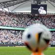 Foram várias as homenagens do futebol ao Papa Francisco (Foto: IMAGO)