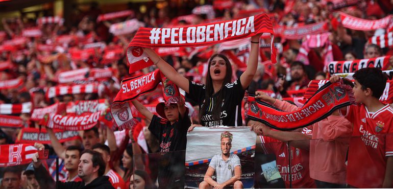 A homenagem ao papa Francisco antes do Benfica-Tirsense (vídeo)