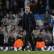 Pep Guardiola e Bernardo Silva no final do Manchester City-Aston Villa (foto: IMAGO)