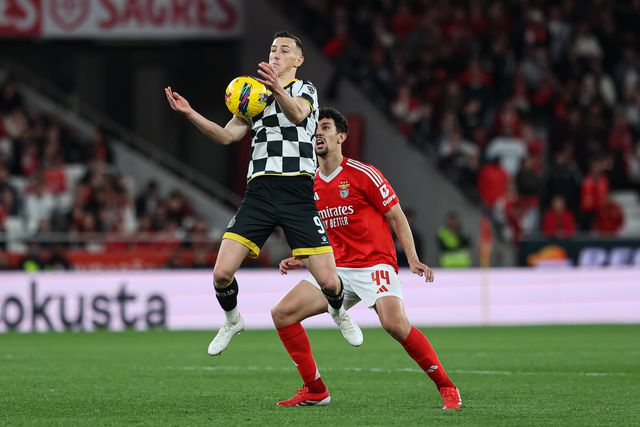 Bozenik confirma adeus ao Boavista: «Quando falta água quente, luz, salário... Encerro este capítulo»