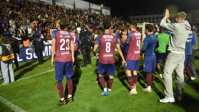 Jogadores do Torreense a festejar o apuramento - Foto: Miguel Nunes