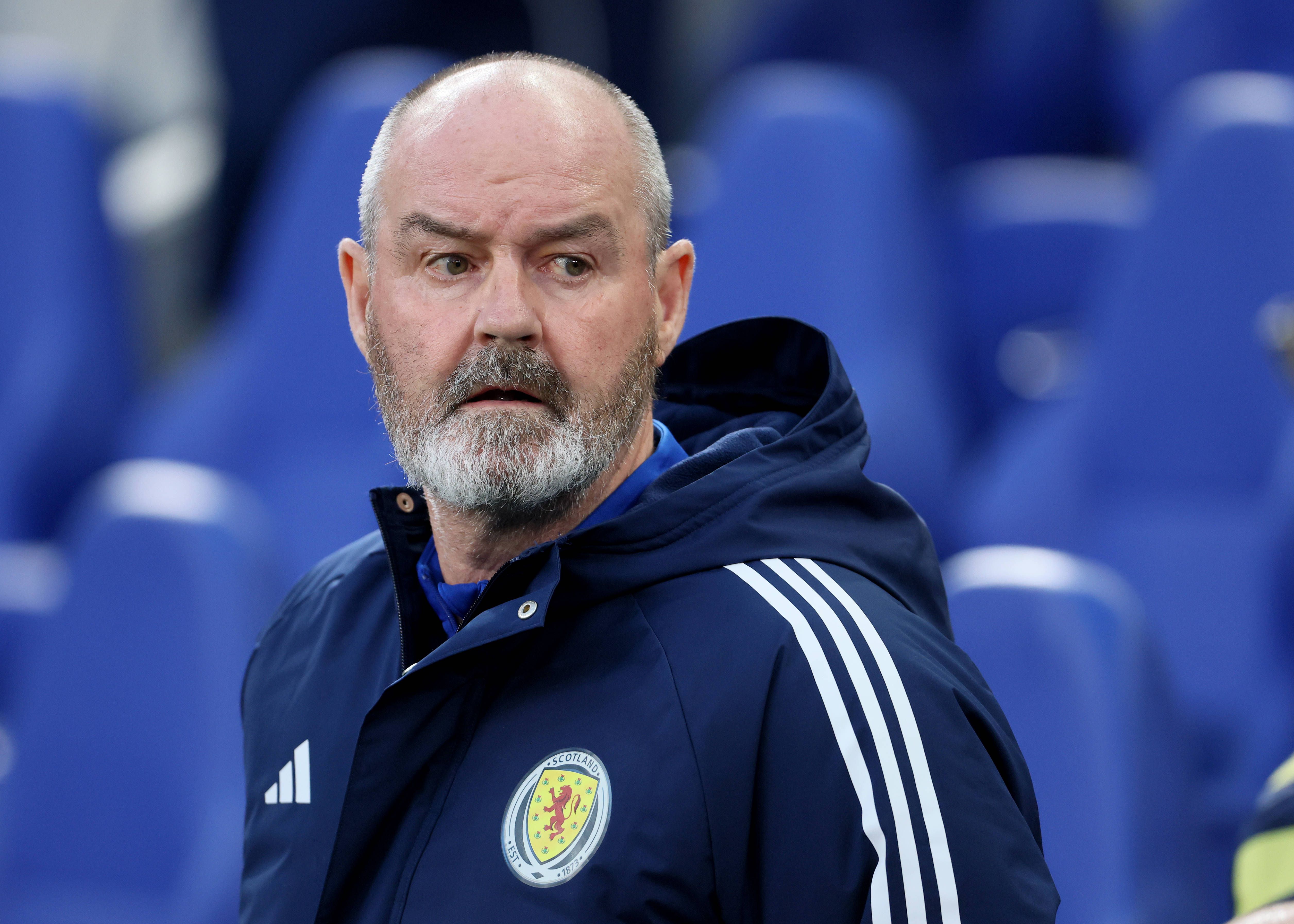 Steve Clarke, selecionador da Escócia - Nacionalidade: Escocesa