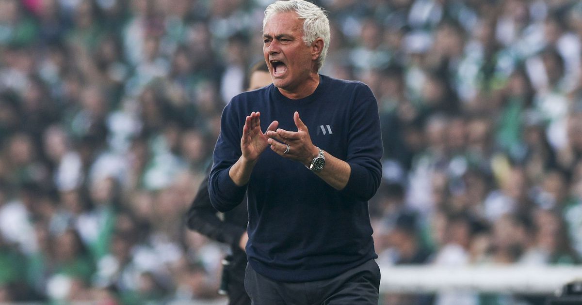 O logótipo em vez do símbolo, caro José Mourinho?