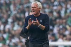 José Mourinho fazia todo o sentido para o Benfica de 2000, mas 26 anos depois exige um treinador bem diferente daquele em que se tornou  - FOTO: Miguel A. Lopes/LUSA