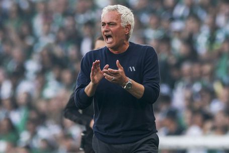 José Mourinho fazia todo o sentido para o Benfica de 2000, mas 26 anos depois exige um treinador bem diferente daquele em que se tornou  - FOTO: Miguel A. Lopes/LUSA