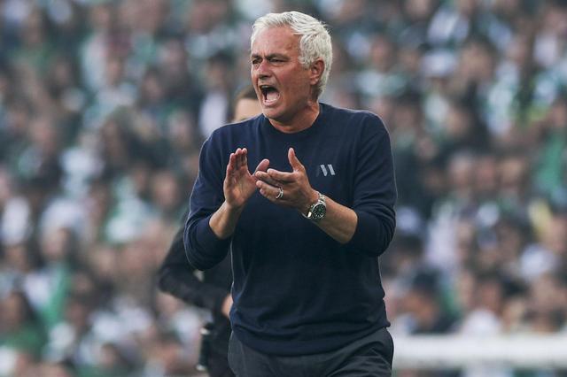 José Mourinho fazia todo o sentido para o Benfica de 2000, mas 26 anos depois exige um treinador bem diferente daquele em que se tornou  - FOTO: Miguel A. Lopes/LUSA