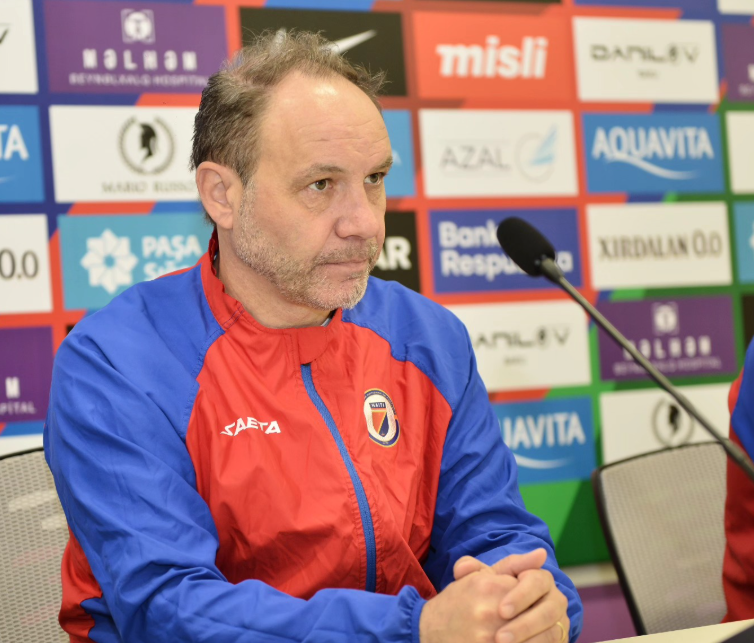 Sebastian Migné, selecionador do Haiti - Nacionalidade: Francesa