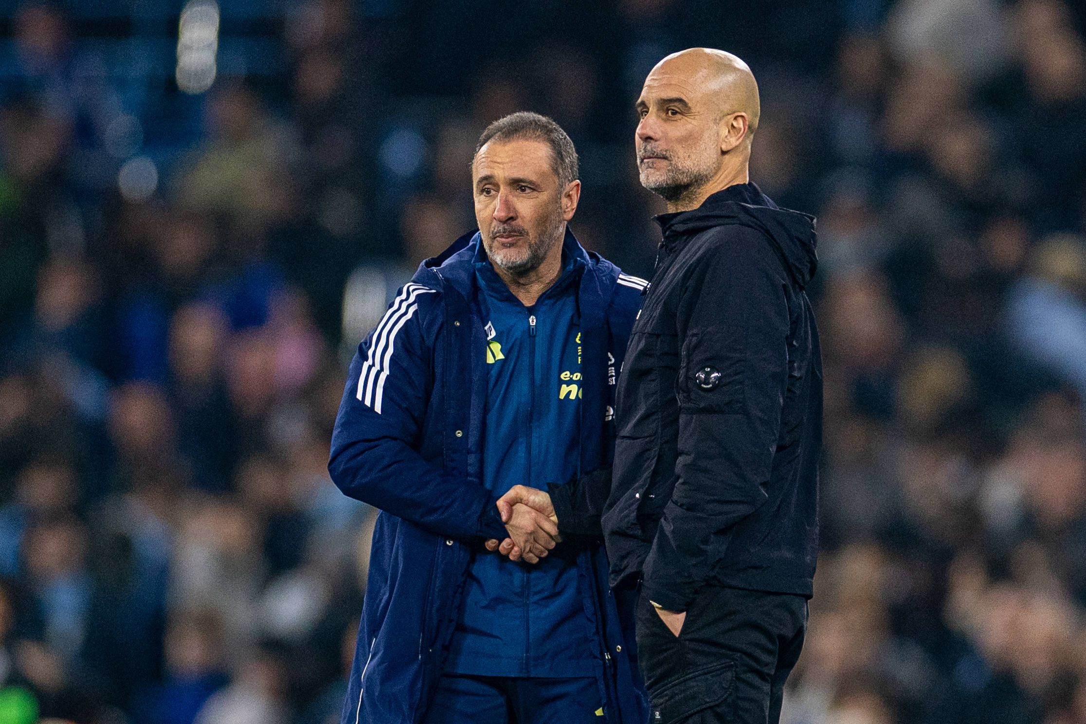 Vítor Pereira e Guardiola cumprimentam-se