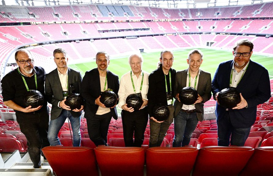 La Gazzetta dello Sport, A BOLA, Kicker, World Soccer, ELF Voetbal, Marca e Nemzeti Sport na Assembleia Geral da ESM que decorreu no Puskás Arena, palco da próxima final da Champions