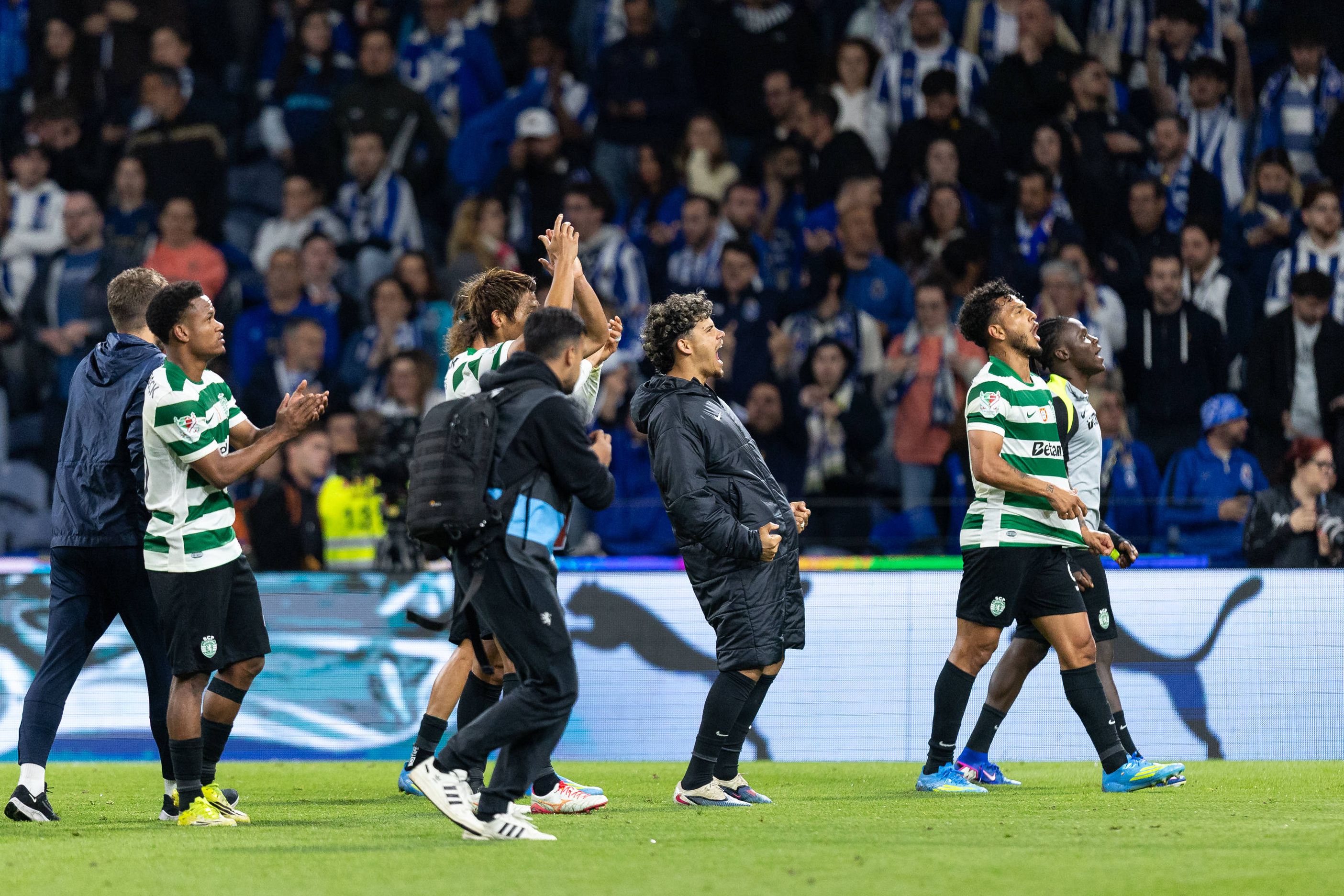 Sporting festejou no Dragão o acesso à final da Taça de Portugal