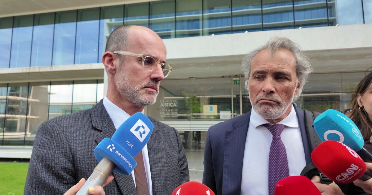 «Saco Azul? Nunca houve. Houve é uma ilibação de fraude fiscal!»