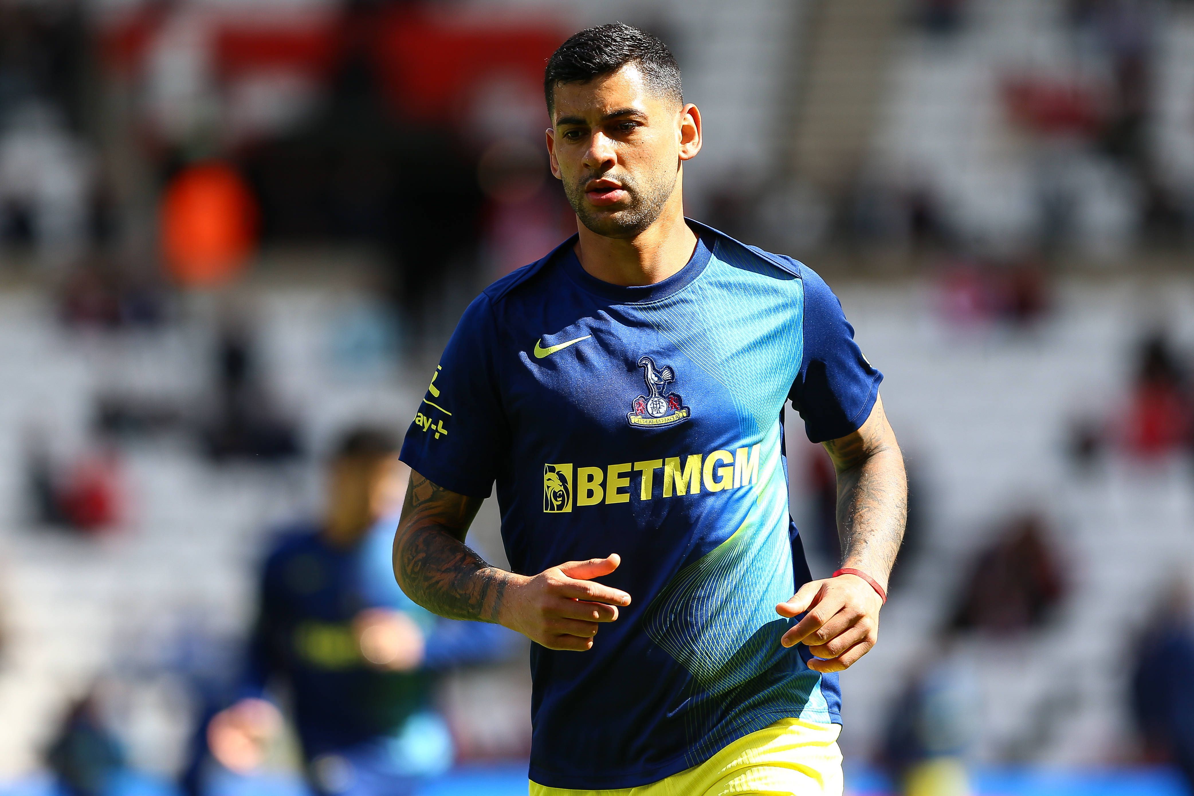 Cristian Romero - Argentina - Lesão no ligamento cruzado do joelho direito - Foto: IMAGO