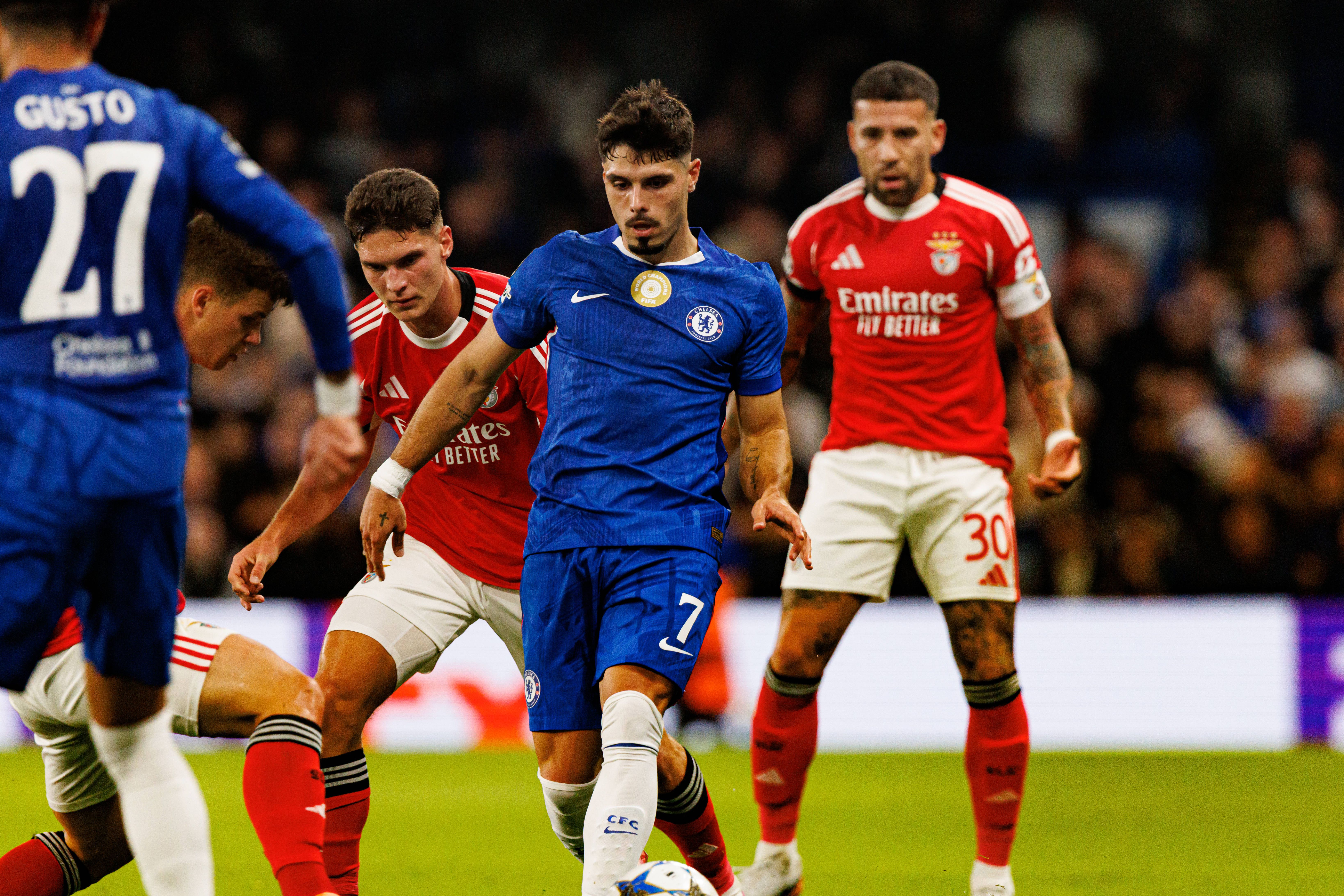 Pedro Neto defrontou o Benfica na Champions e Mundial de Clubes pelo Chelsea