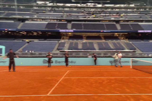 Nadal, Sinner, Courtois, Bellingham em court... e Florentino Pérez como árbitro: aconteceu no Bernabéu!