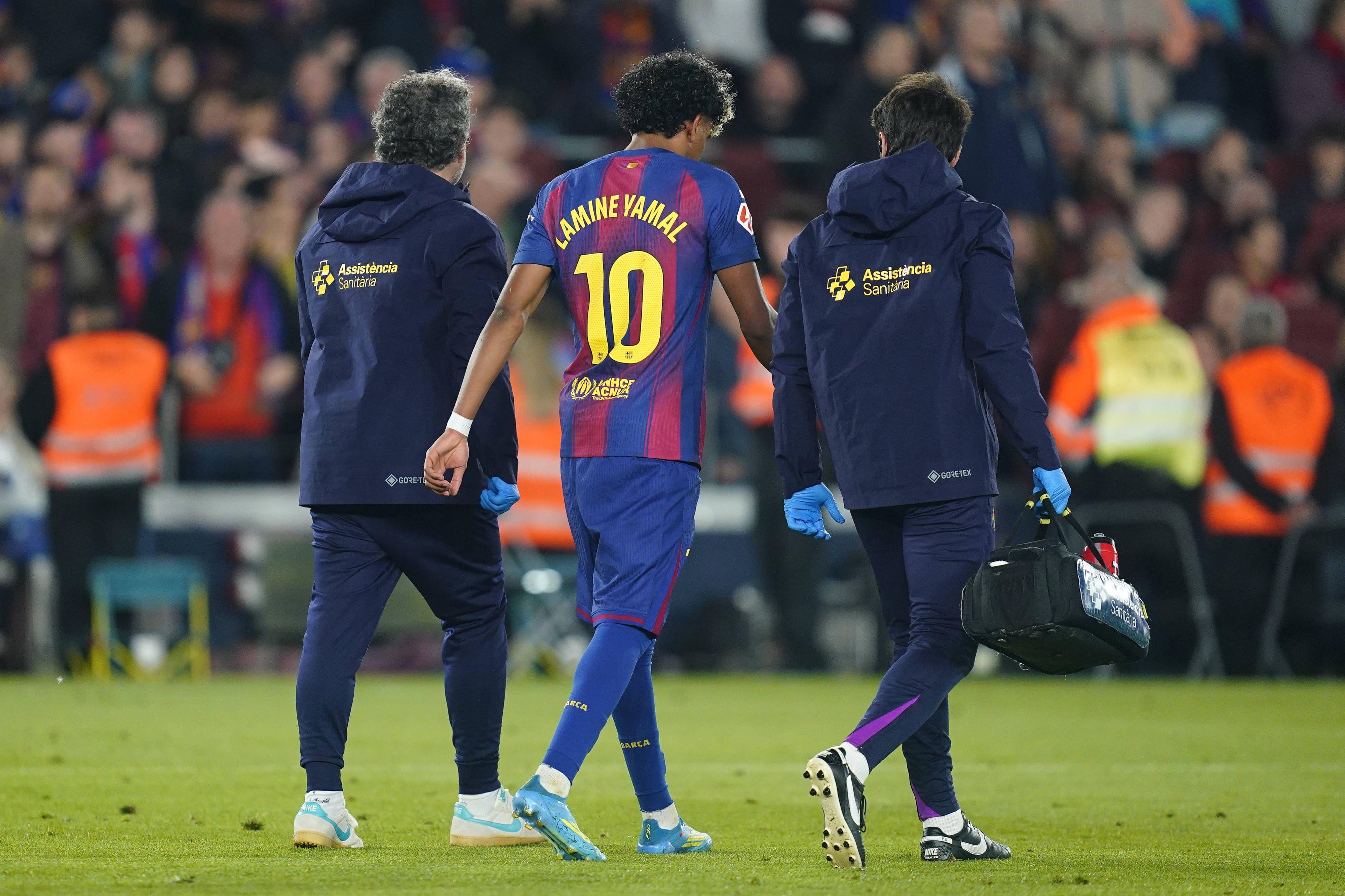 Lamine Yamal - Espanha - Lesão no bíceps femoral da perna esquerda. O prodígio espanhol lesionou-se a bater um penálti a 22 de abril, não joga mais pelo Barcelona esta época, mas não é carta fora do baralho para o Mundial.