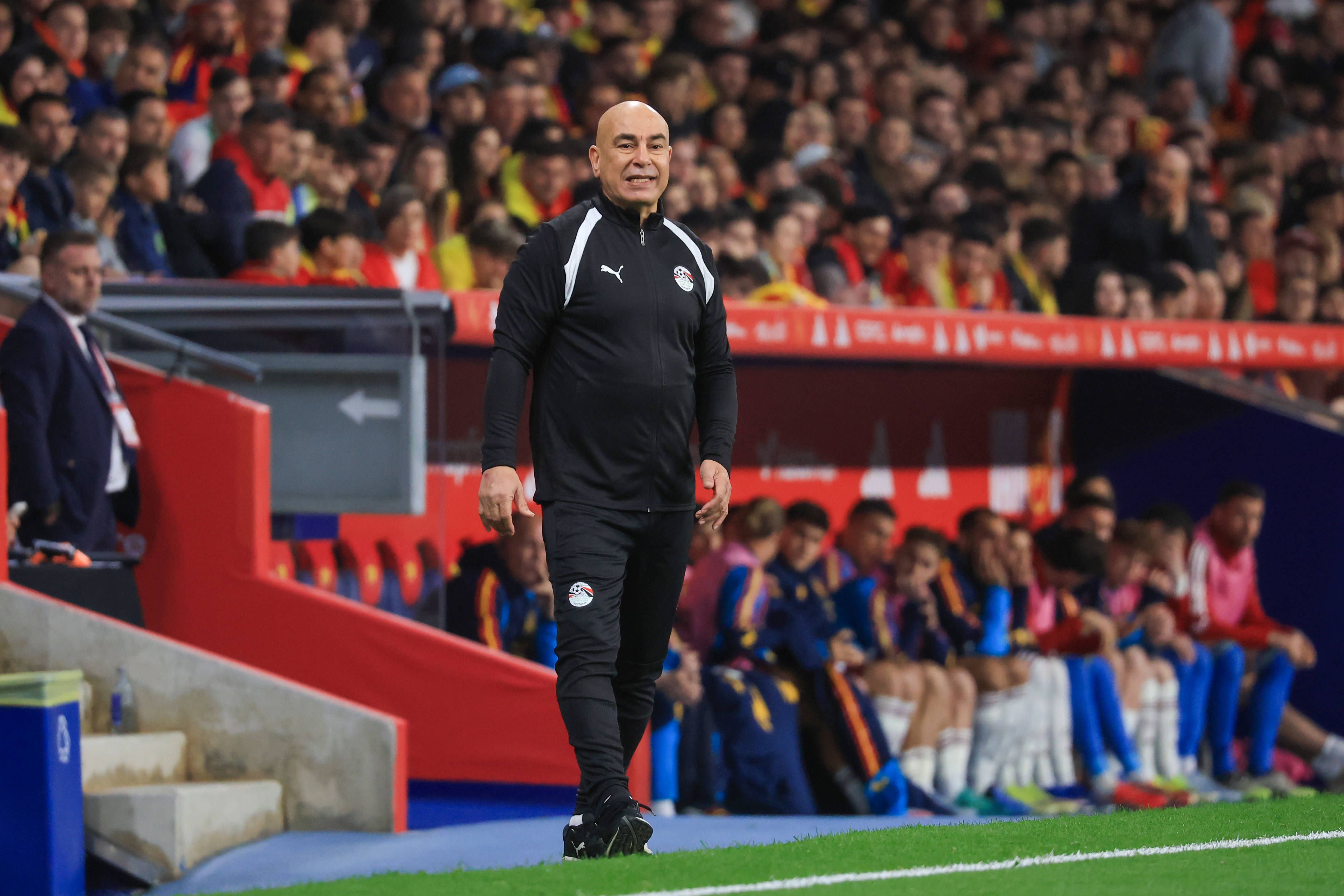 Hossam Hassan, selecionador do Egito - Nacionalidade: Egípcia