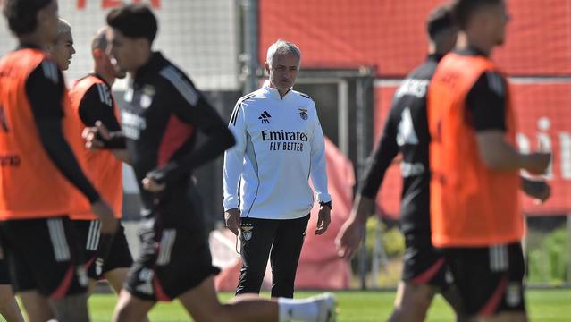 José Mourinho, treinador do Benfica