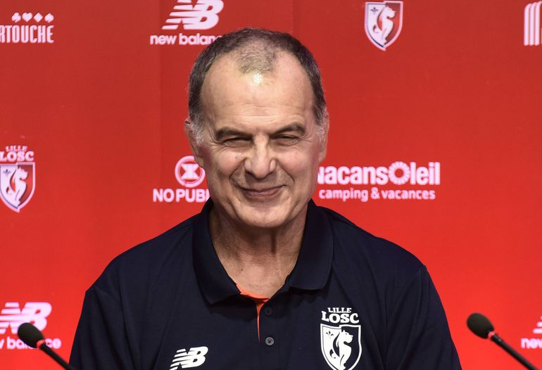 Marcelo Bielsa, selecionador do Uruguai - Nacionalidade: Argentina