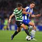 Deniz Gul em duelo com Trincão, mas foi Diomande quem o 'tirou' do clássico - Foto: Imago