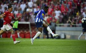 Mercado FC Porto: herói do último título de saída