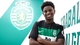 Aladje Mussa assina contrato com o Sporting