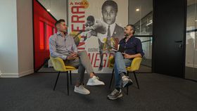 «60 mil a adorar o futebol do Benfica: Roger Schmidt é extraordinário»