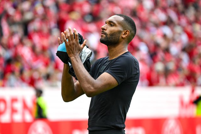 Jonathan Tah confirmou a saída do Leverkusen