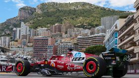 Leclerc faz o melhor tempo no seu 'jardim'