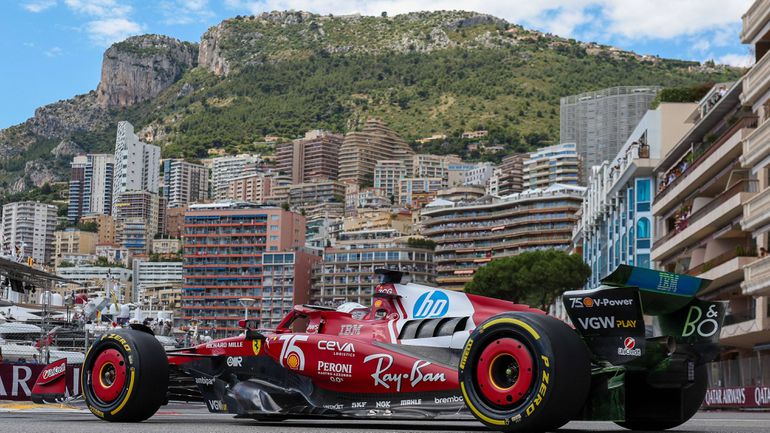 Leclerc faz o melhor tempo no seu 'jardim'