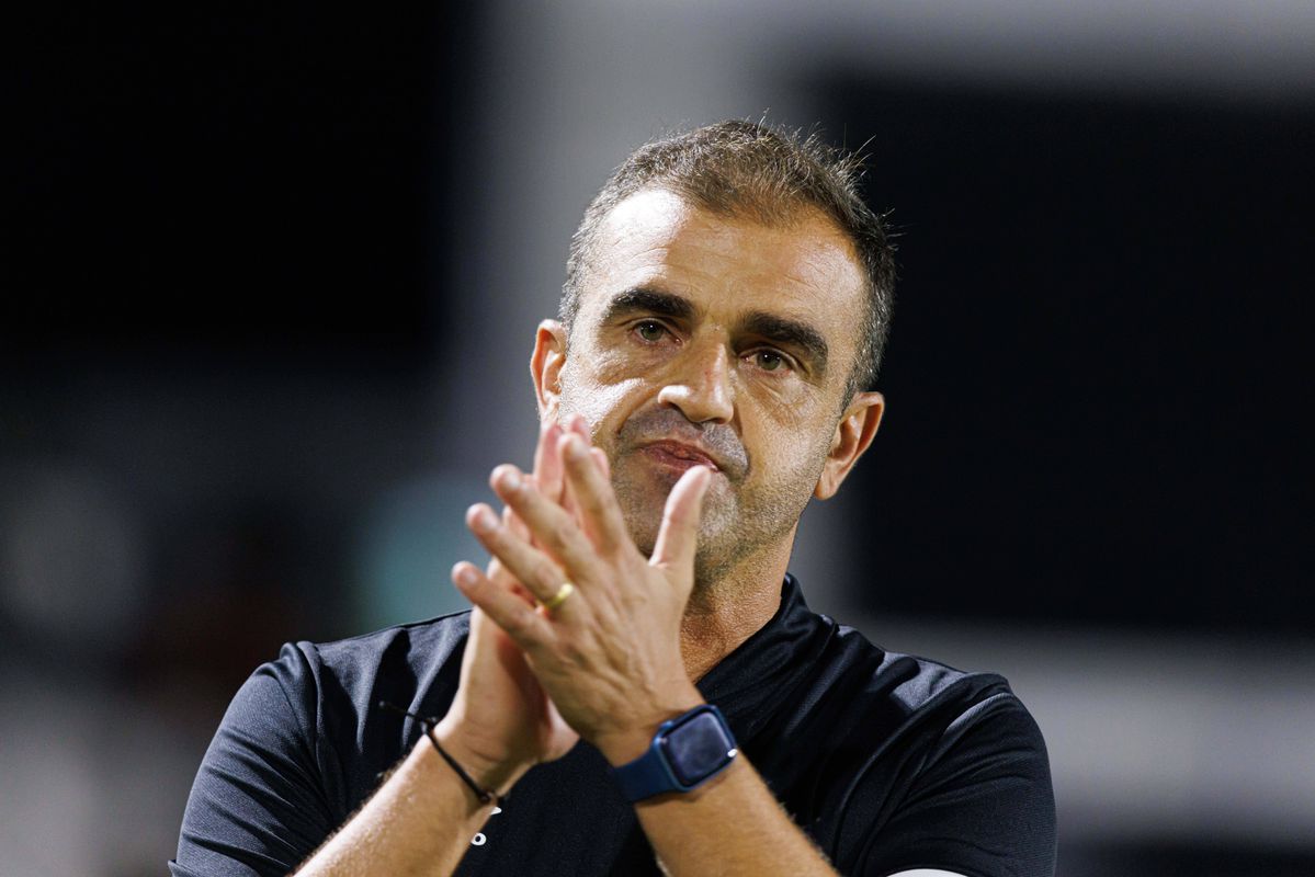 Mercado: Chaves perto de fechar novo treinador