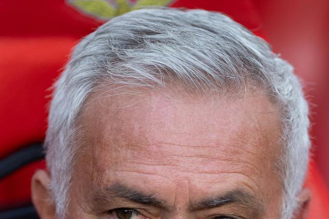 «O Benfica está refém de José Mourinho»