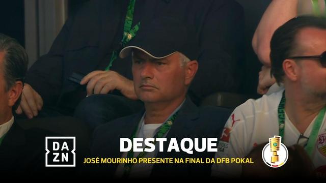No meio das dúvidas sobre o futuro, Mourinho foi à Alemanha ver a final da Taça