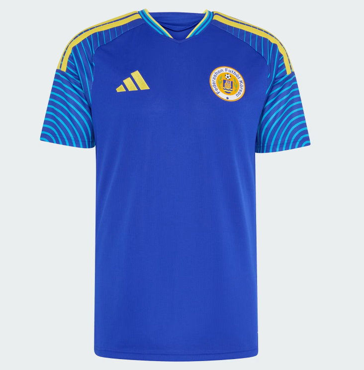 Curaçao (Grupo E), camisola principal. Adidas