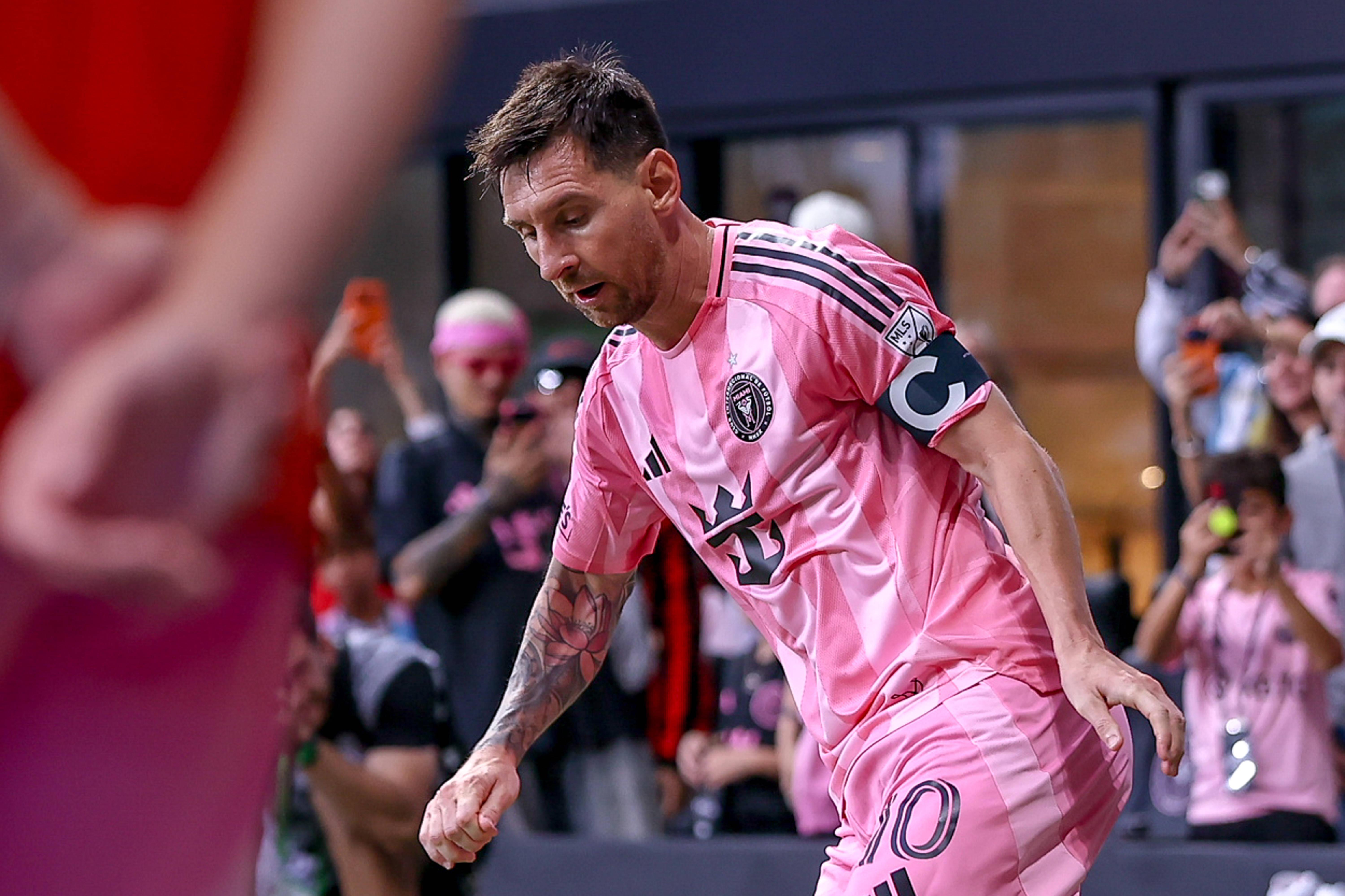 3 - Messi (futebol): 120 milhões de euros