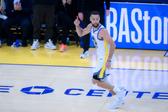 Stephen Curry vai para a 18.ª temporada na NBA