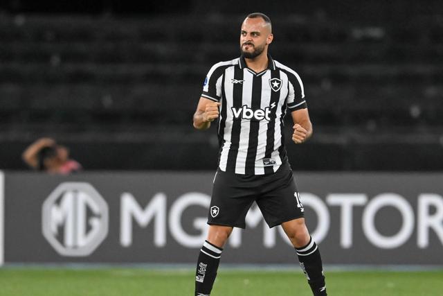 Arthur Cabral, avançado do Botafogo